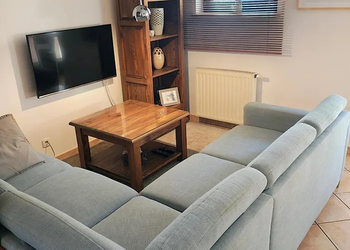 Tom & Jerry Apartment